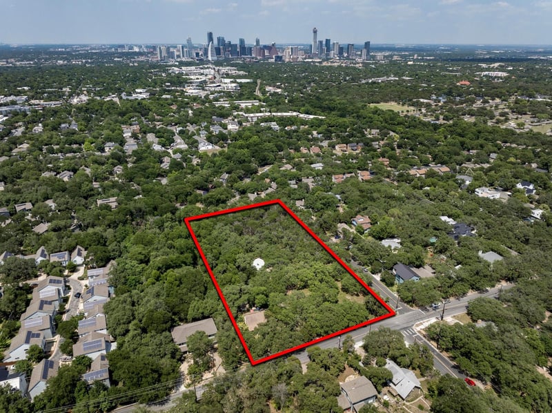 Virtual tour of 1700/1704 Lightsey RD