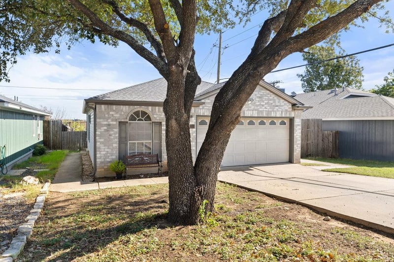 Virtual tour of 1700  Taron Dr