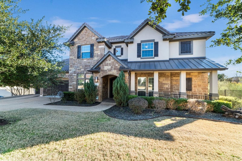 Virtual tour of 1701 Morning Moon CIR