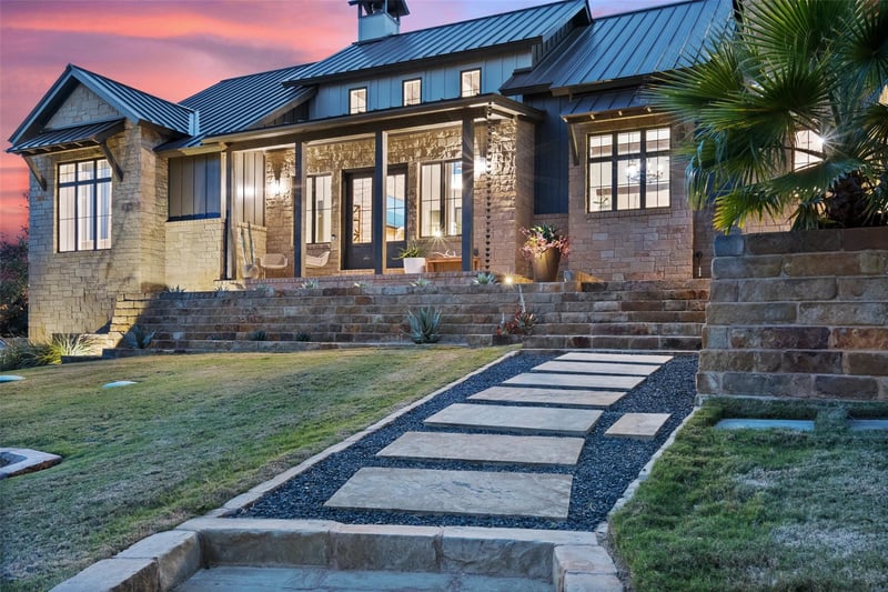 Virtual tour of 17029 Whispering Breeze DR