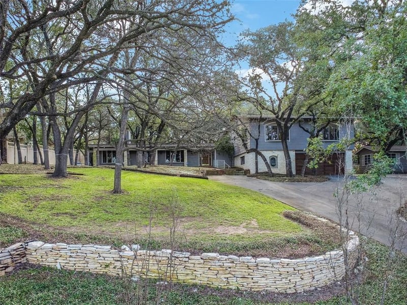 Virtual tour of 1703 Michael ST