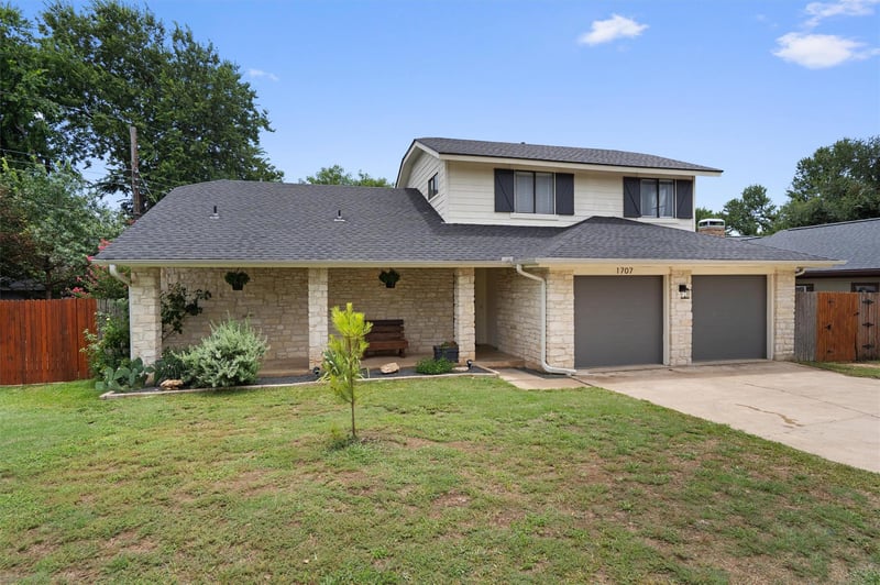 Virtual tour of 1707+  Creek Bend Cir