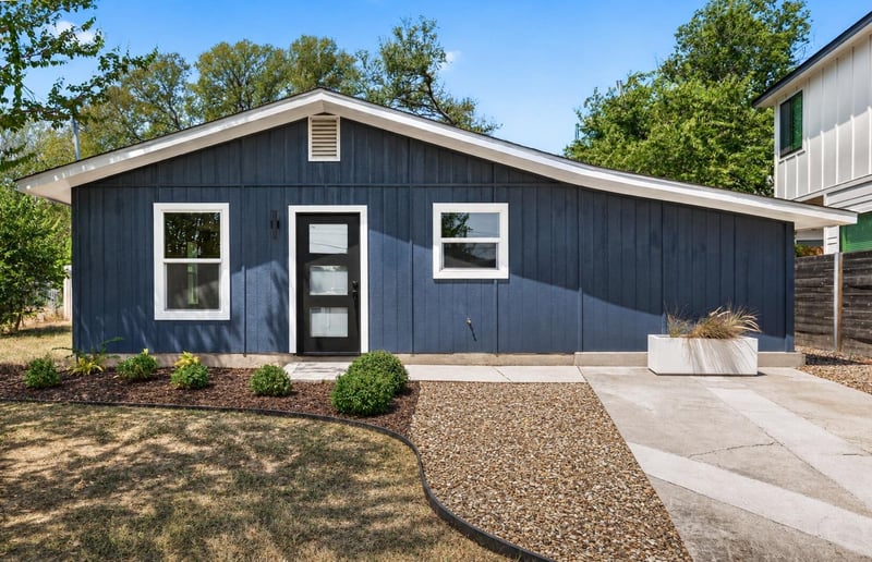 Virtual tour of 1708 Adina ST