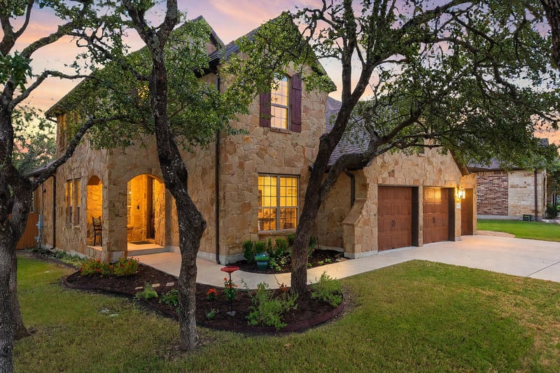 Virtual tour of 1708 Ambling TRL