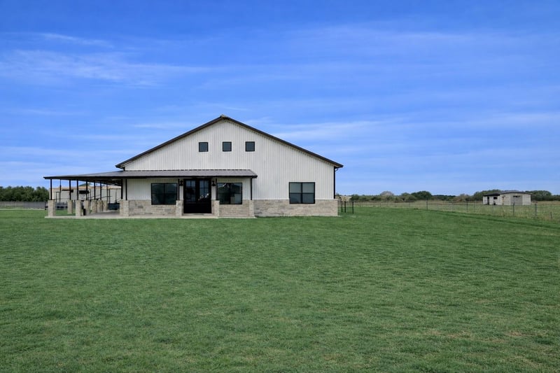 Virtual tour of 171 Lila LN