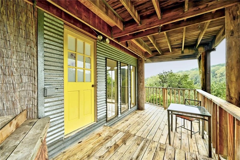 Virtual tour of 1710 Lake Shore DR Unit #B