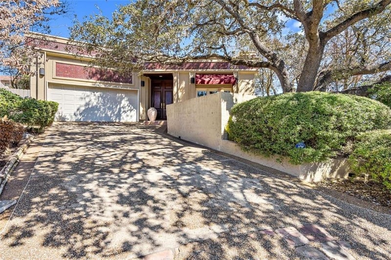 Virtual tour of 1711 Laguna Loma CV