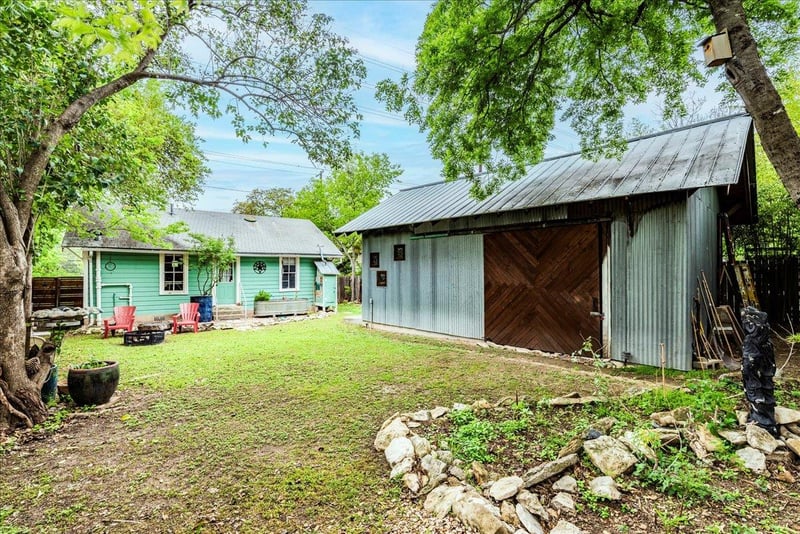 Virtual tour of 1713 South 5th St