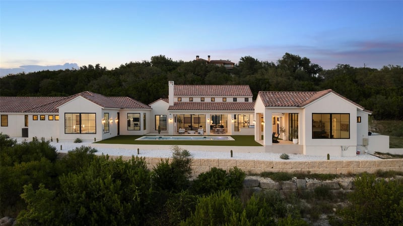 Virtual tour of 1716 Windy Walk Cv