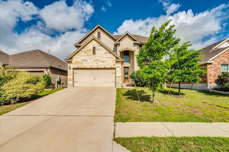 Virtual tour of 17206 Antioch Ave
