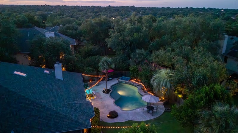 Virtual tour of 17213 Crescent Heights TRL