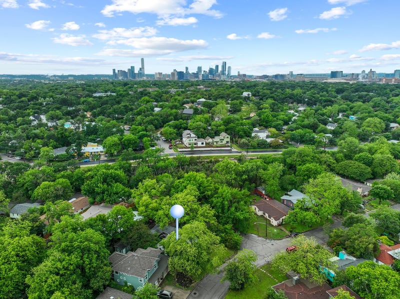 Virtual tour of 1731 Giles St