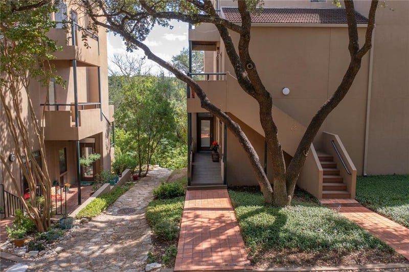 Virtual tour of 1731 Spyglass DR Unit #64