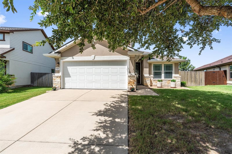 Virtual tour of 17416 Bridgefarmer BLVD
