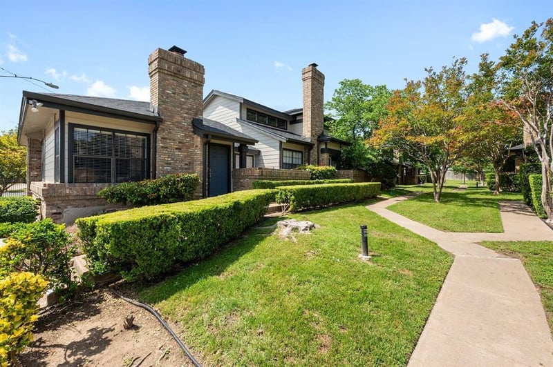 Virtual tour of 1748 Ohlen RD Unit #22