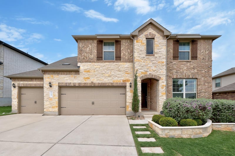 Virtual tour of 17600 Chino LN