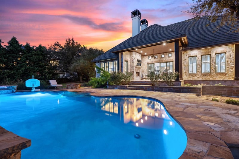 Virtual tour of 17600 Flagler DR
