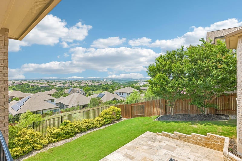 Virtual tour of 17705 Flowing Brook DR
