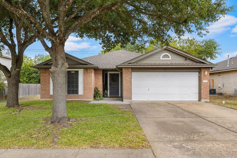 Virtual tour of 17708 Limpia Creek DR
