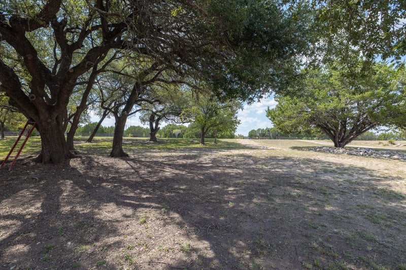 Virtual tour of 17787 Fm 963