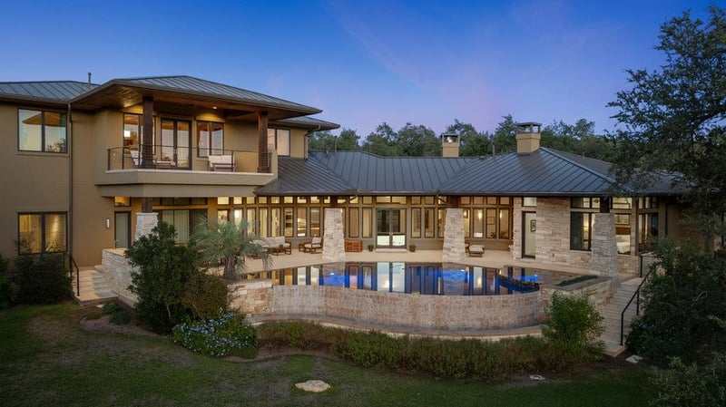 Virtual tour of 17800 Flagler Dr