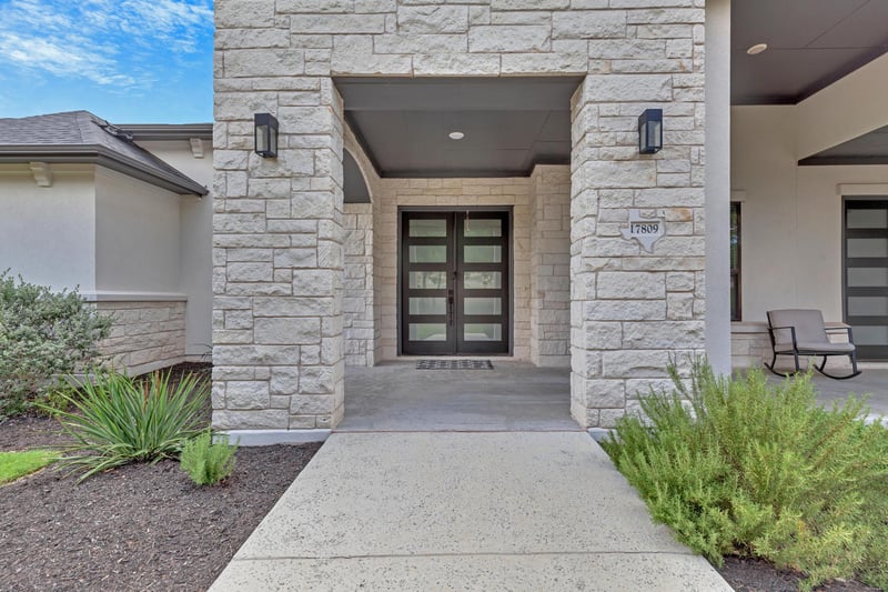 Virtual tour of 17809 Maritime Point DR