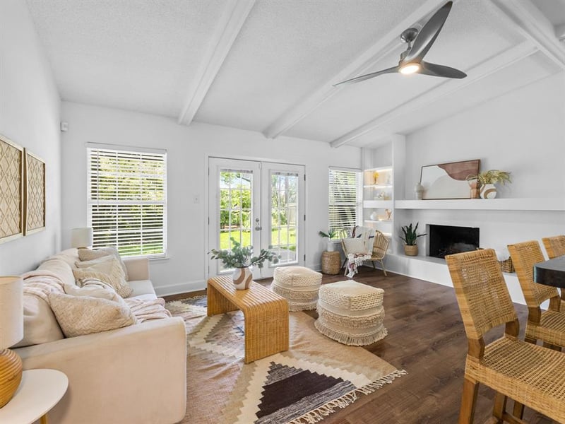 Virtual tour of 1783 Ohlen Rd