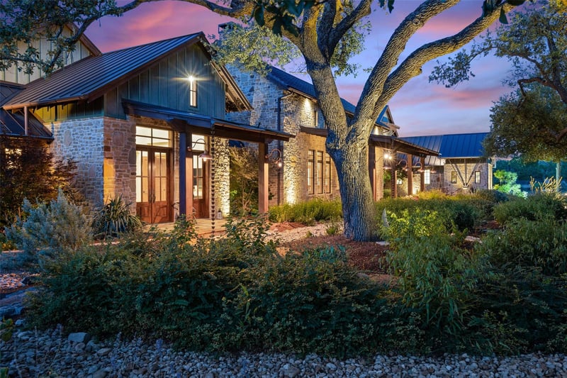 Virtual tour of 17837 Flagler DR