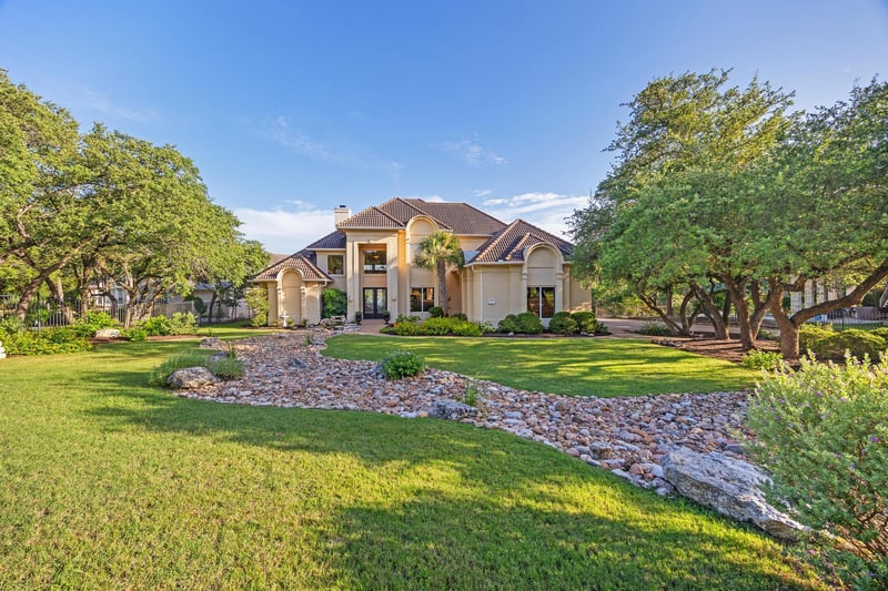 Virtual tour of 17909 Kingfisher Ridge DR