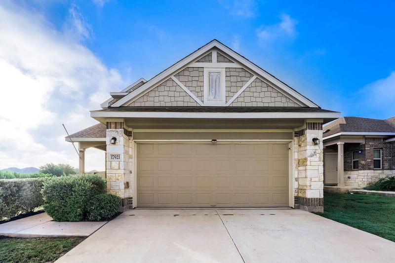 Virtual tour of 17921 Cipresso WAY