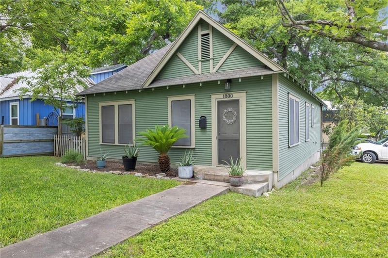 Virtual tour of 1800 Eva ST