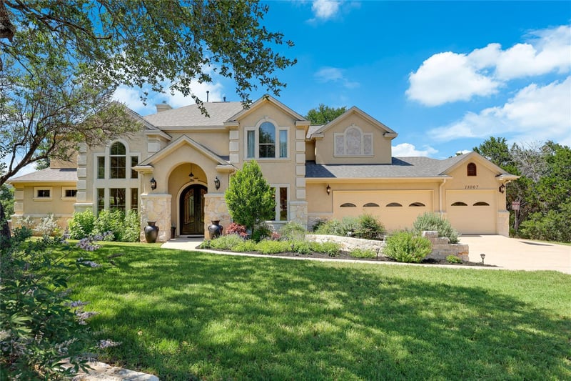 Virtual tour of 18007 Crystal CV