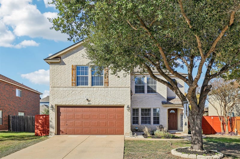 Virtual tour of 1803  Candlelight Dr
