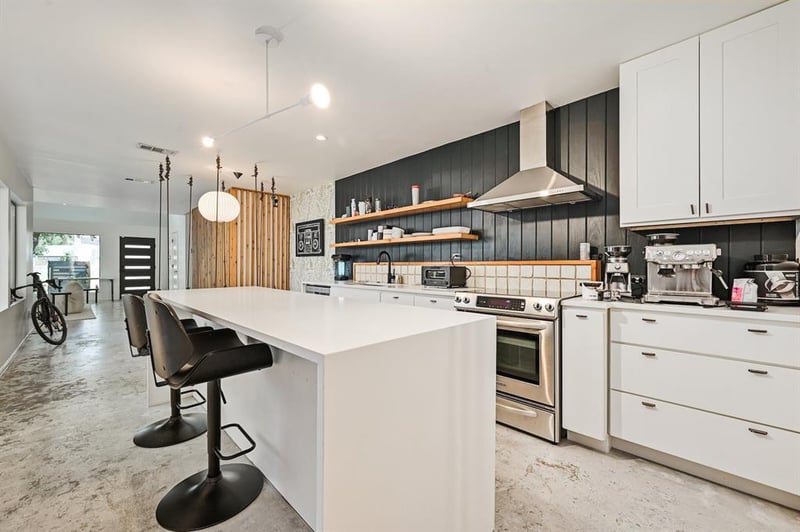 Virtual tour of 1803 Polo Rd