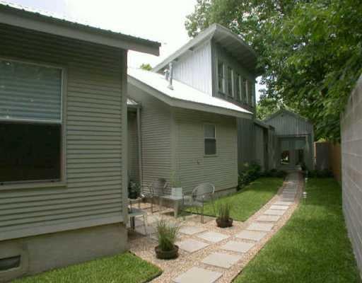 Virtual tour of 1804 Collier