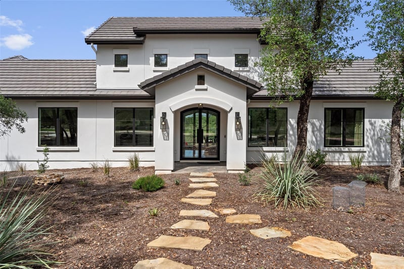Virtual tour of 1805 Performer Rd