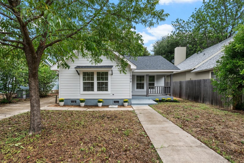 Virtual tour of 1806 Mohle Dr