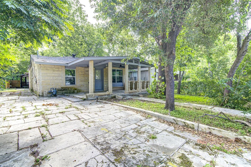 Virtual tour of 1807 San Jose ST