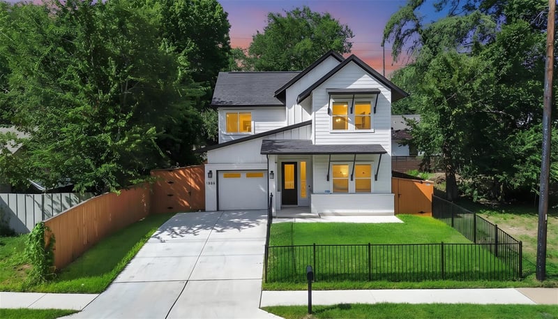 Virtual tour of 1808 Holly ST