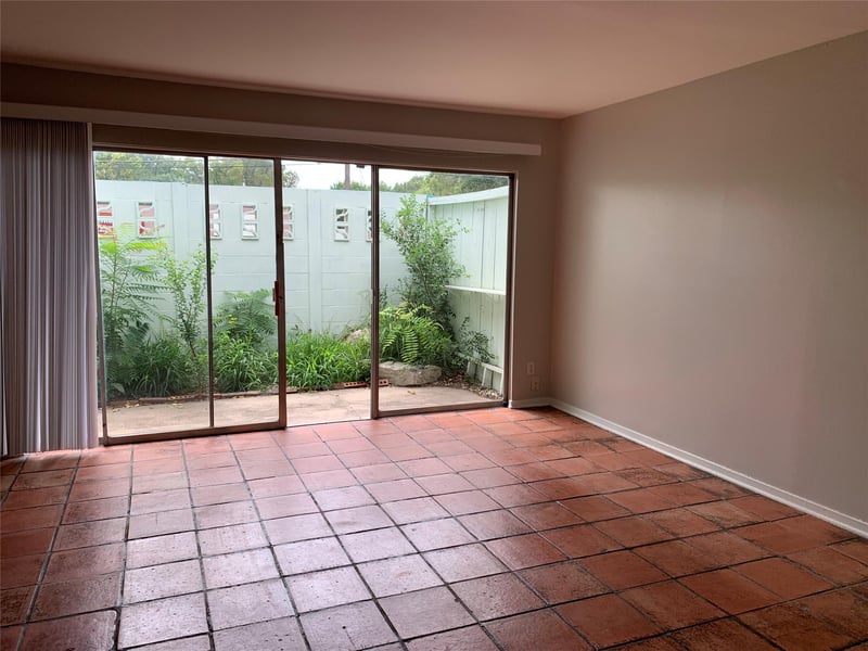 Virtual tour of 1808 W 35th ST Unit #6