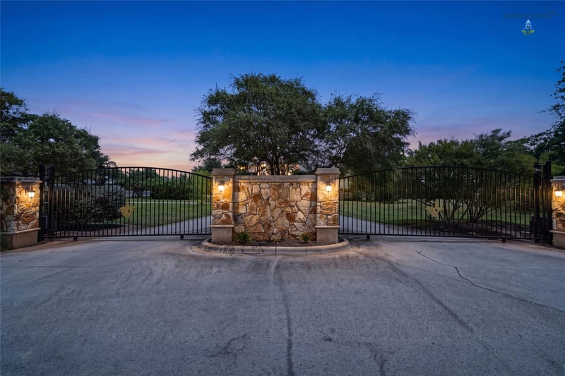 Virtual tour of 18113 Cedar Sage CT