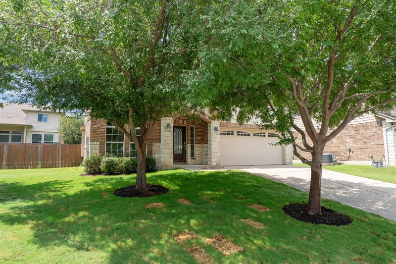 Virtual tour of 1814 Saline Creek DR