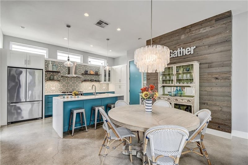 Virtual tour of 1819 W 39th St Unit #B