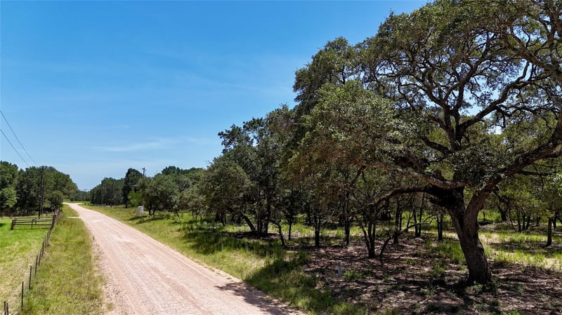 Virtual tour of 182 County Road 123F