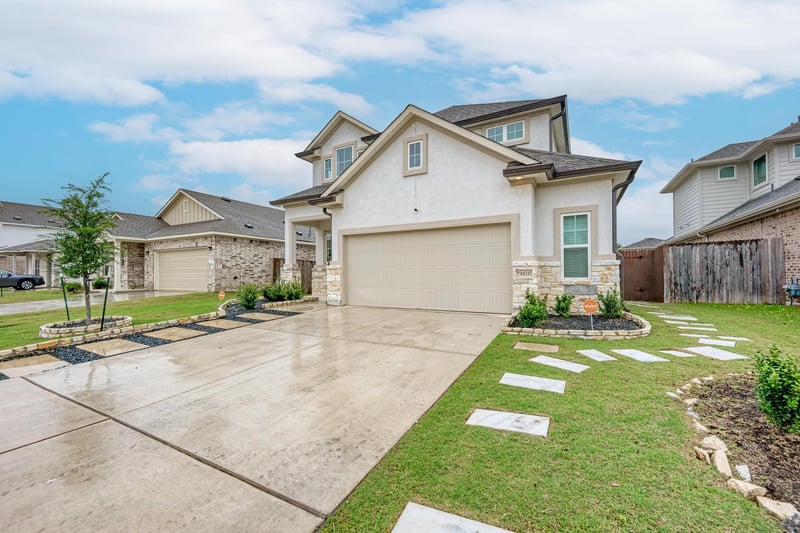 Virtual tour of 18217 Emu LN