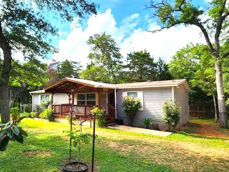 Virtual tour of 184 Arrowhead DR