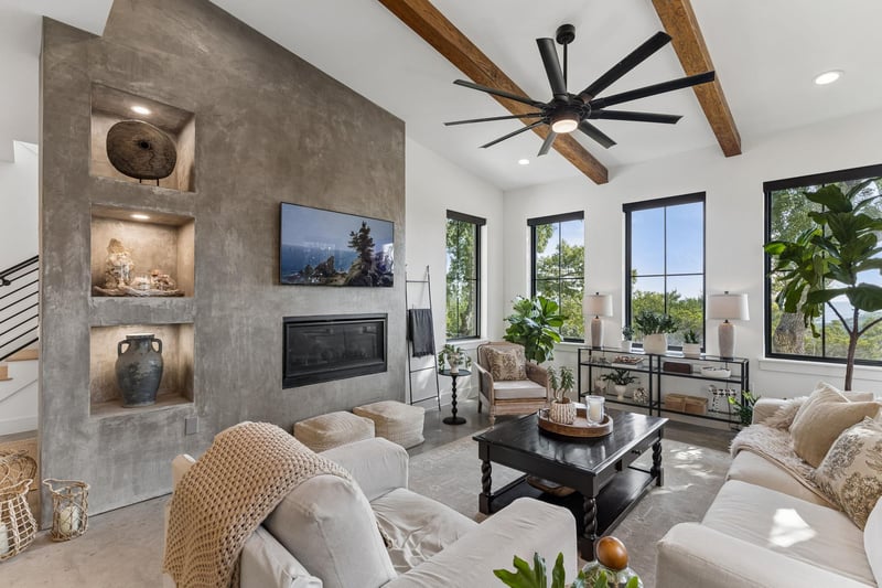 Virtual tour of 18511 Hobby Ln