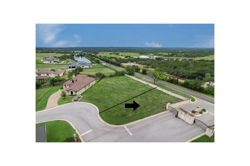 Virtual tour of 1856 Art Adams WAY