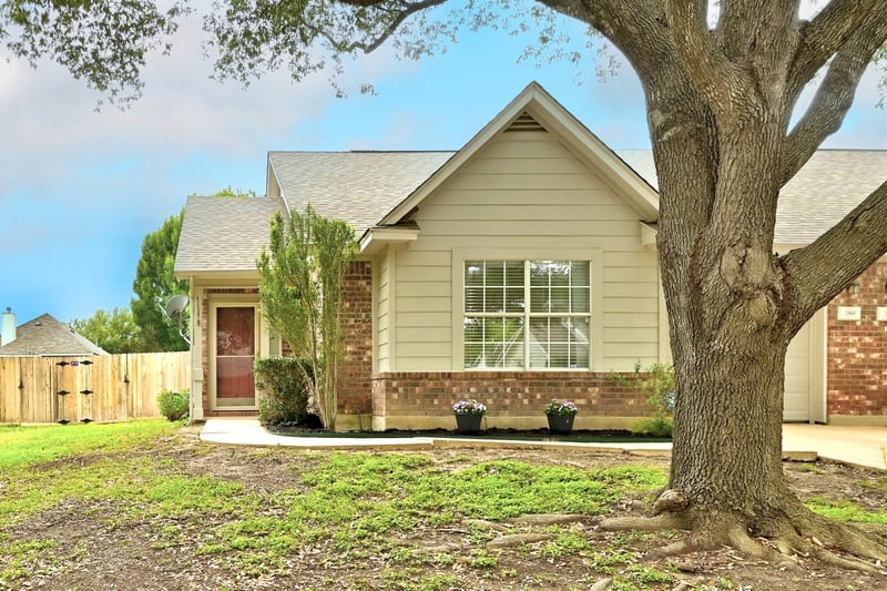 Virtual tour of 186 Prairie Springs LOOP
