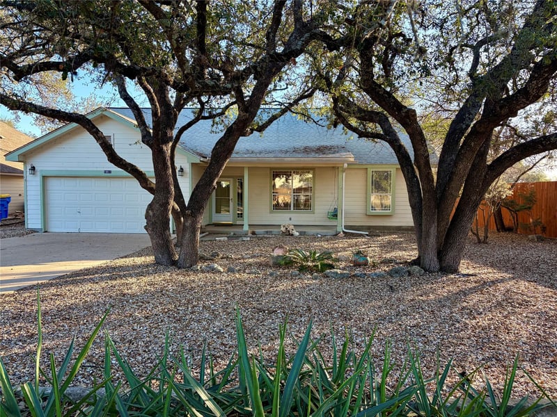 Virtual tour of 18611 Staghorn Dr